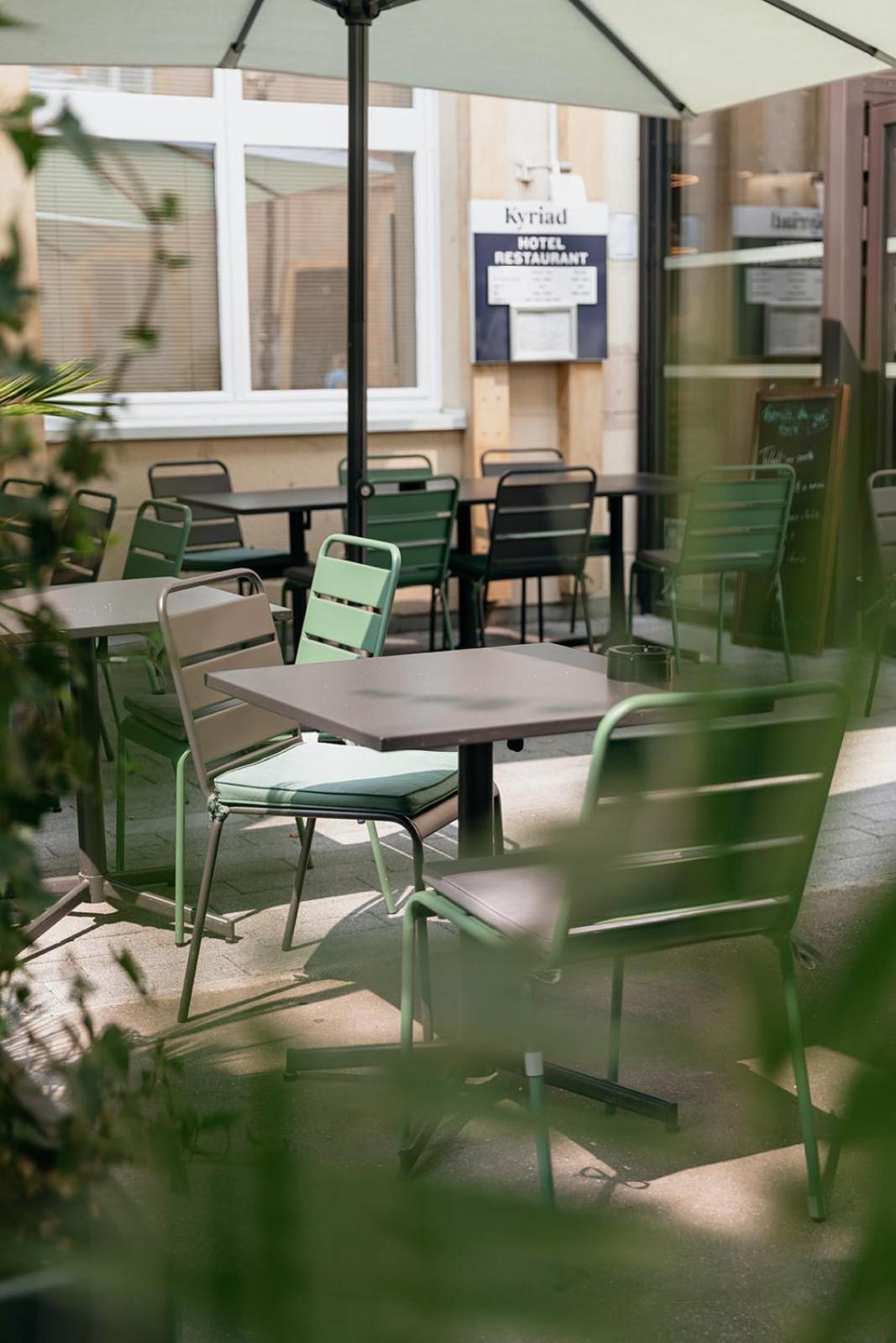 Kyriad Metz Centre - Restaurant Moze Exteriör bild